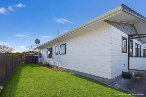 Photo of property in 24 Usherwood Crescent, Akina, Hastings, 4122