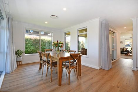 Photo of property in 19 Montgomery Crescent, Kinloch, Taupo, 3377