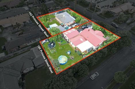 Photo of property in 162 Princes Street West, Pukekohe, 2120