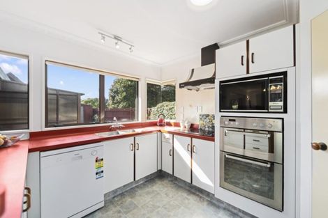Photo of property in 33 Berescourt Place, Mount Maunganui, 3116