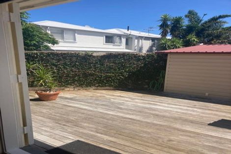 Photo of property in 15 Hattaway Avenue, Bucklands Beach, Auckland, 2012