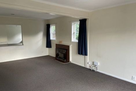 Photo of property in 8a Gavin Road, Raumati Beach, Paraparaumu, 5032