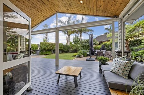 Photo of property in 2 Merlot Place, Rototuna, Hamilton, 3210