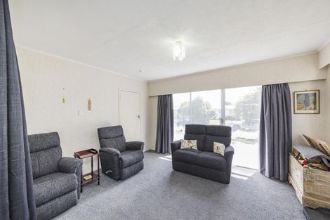 Photo of property in 37 Waterloo Crescent, Hokowhitu, Palmerston North, 4410