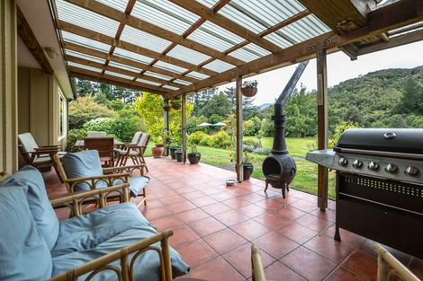 Photo of property in 1789 State Highway 2, Kaitoke, Upper Hutt, 5018