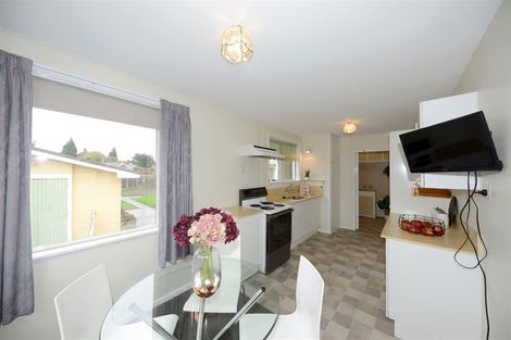 Photo of property in 20 Rowcliffe Crescent, Avonside, Christchurch, 8061