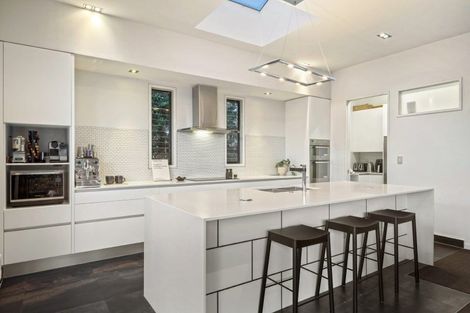 Photo of property in 233 Jervois Road, Herne Bay, Auckland, 1011