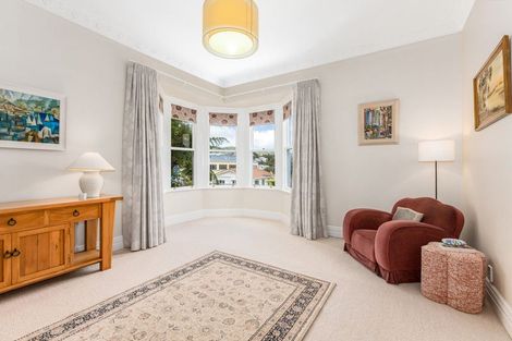 Photo of property in 12 Woburn Road, Northland, Wellington, 6012