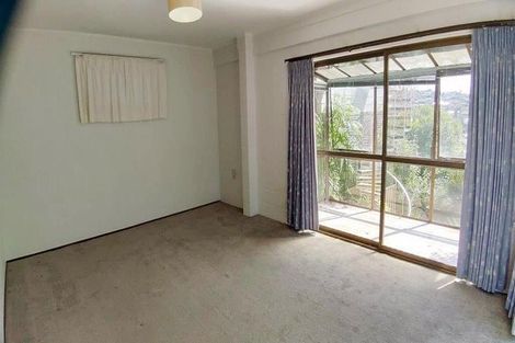 Photo of property in 1/37 Rangitoto Terrace, Milford, Auckland, 0620