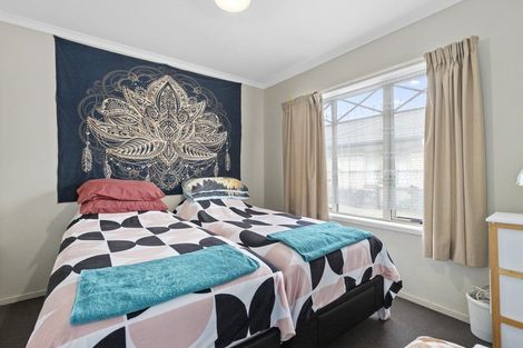 Photo of property in 2/201 Massey Street, Frankton, Hamilton, 3204