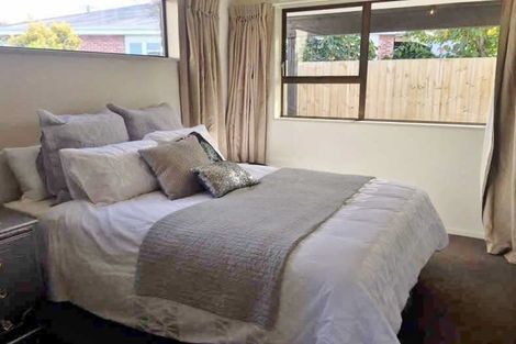 Photo of property in 60c Mcfaddens Road, St Albans, Christchurch, 8052