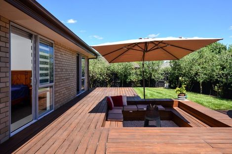 Photo of property in 5 Compton Grove, Huntington, Hamilton, 3210