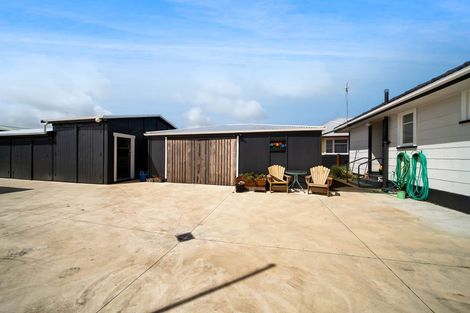 Photo of property in 60 Egmont Street, Hawera, 4610