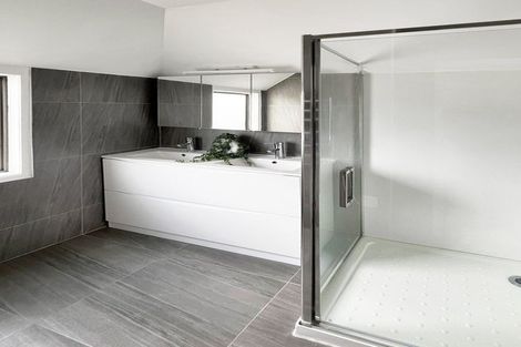Photo of property in 1 Wimbledon Way, Remuera, Auckland, 1050