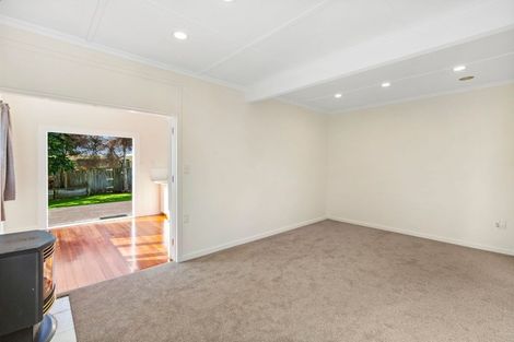 Photo of property in 43 Lismore Street, Strandon, New Plymouth, 4312