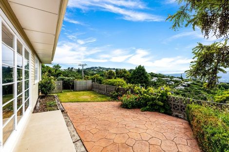 Photo of property in 111 Miromiro Road, Normandale, Lower Hutt, 5010