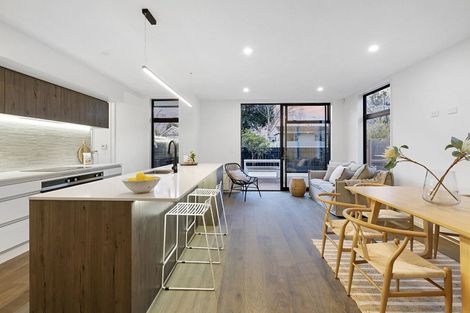 Photo of property in 43 Repton Street, Merivale, Christchurch, 8014