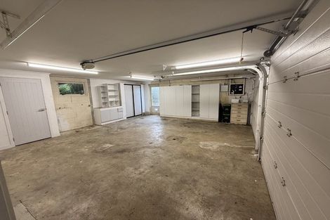 Photo of property in 18 Zita Avenue, Matakatia, Whangaparaoa, 0930