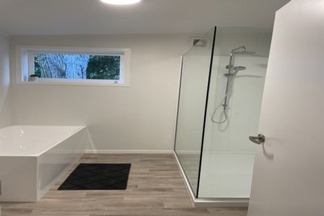 Photo of property in 57 Laingholm Drive, Laingholm, Auckland, 0604