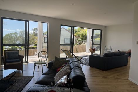 Photo of property in 35a Weetman Drive, Browns Bay, Auckland, 0630