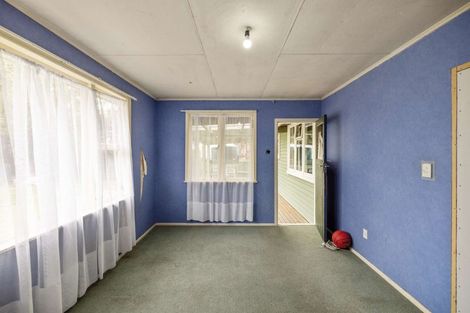Photo of property in 10 Atkins Street, Patutahi, Gisborne, 4072