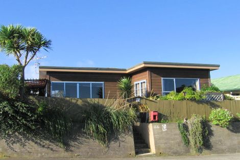 Photo of property in 64 Motuhara Road, Plimmerton, Porirua, 5026