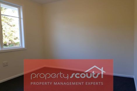 Photo of property in 35 Awanui Street, Merrilands, New Plymouth, 4312