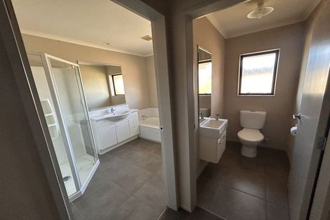 Photo of property in 189a Pacific Drive, Fitzherbert, Palmerston North, 4410