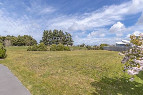 Photo of property in 47 Lamorna Road, Parklands, Christchurch, 8083