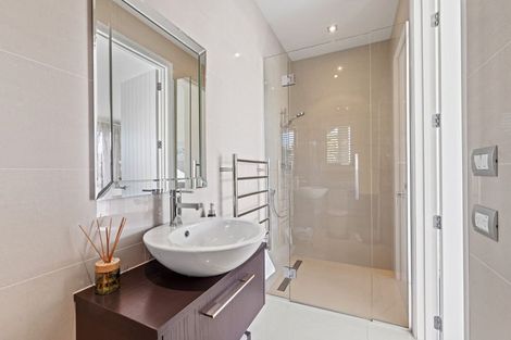 Photo of property in 37 Oakgrove Drive, Rangiora, 7400