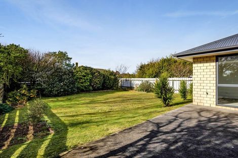 Photo of property in 8 Gladstone Street, Hawera, 4610