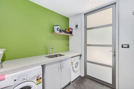 Photo of property in 62 Lagoon Avenue, Albert Town, Wanaka, 9305