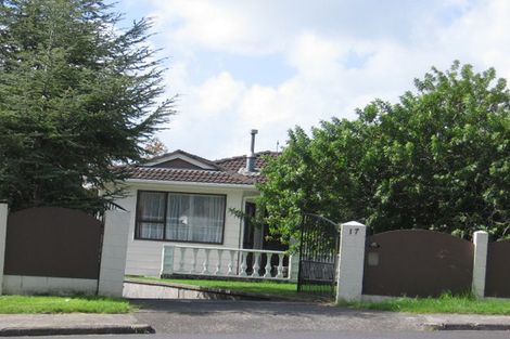 Photo of property in 17 Meilland Place, Glen Eden, Auckland, 0602