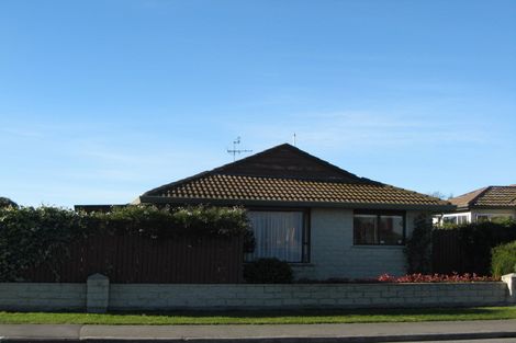 Photo of property in 51b Castletown Place, New Brighton, Christchurch, 8083