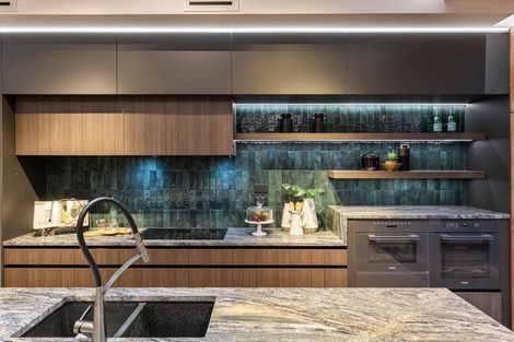 Photo of property in 24 Hooten Place, Oteha, Auckland, 0632