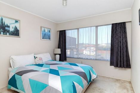 Photo of property in 11 Endeavour Avenue, Welcome Bay, Tauranga, 3112