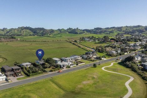 Photo of property in 116 Seaforth Road, Waihi Beach, 3611