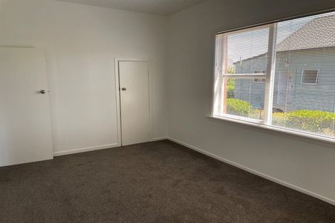 Photo of property in 1/18 Ocean View Road, Milford, Auckland, 0620