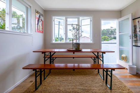 Photo of property in 79 Farquhar Road, Glendene, Auckland, 0602