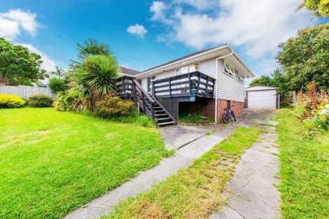 Photo of property in 3 Kaikoura Street, Henderson, Auckland, 0612