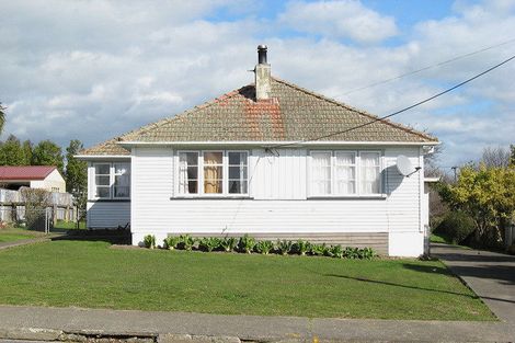 Photo of property in 2 Churchill Street, Waipukurau, 4200