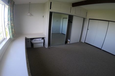 Photo of property in 32 Highbury Road, Highbury, Wellington, 6012