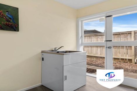 Photo of property in 128 Everglade Drive, Totara Heights, Auckland, 2105