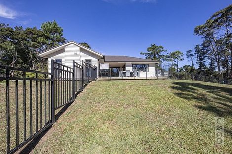 Photo of property in 22c Sunnyvale Road, Swanson, Auckland, 0614