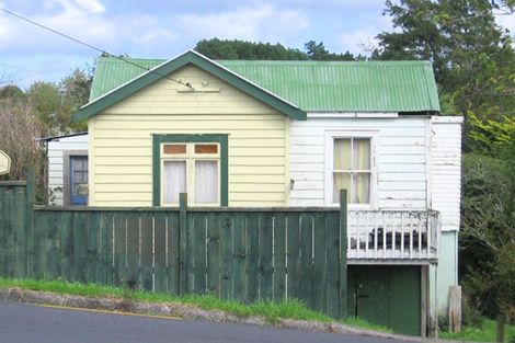 Photo of property in 21a View Road, Henderson, Auckland, 0612