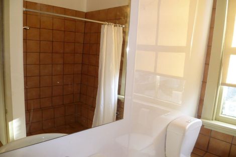 Photo of property in 72 Wallace Street, Mount Cook, Wellington, 6021