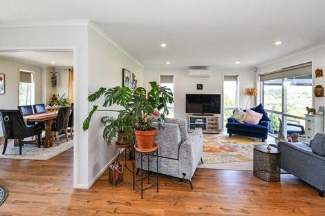 Photo of property in 11 Peet Row, Pokeno, 2471