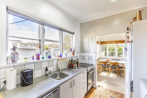Photo of property in 16 Tavistock Road, Waipukurau, 4200