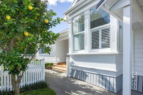 Photo of property in 25 George Street, Riverhead, 0820