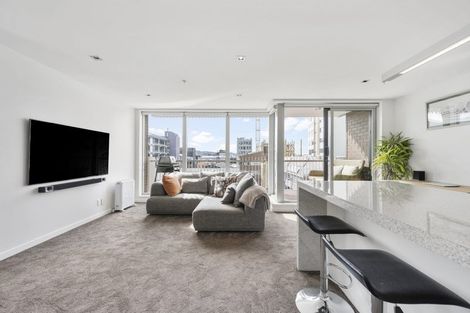 Photo of property in Republic2, 3a/11 Tennyson Street, Te Aro, Wellington, 6011